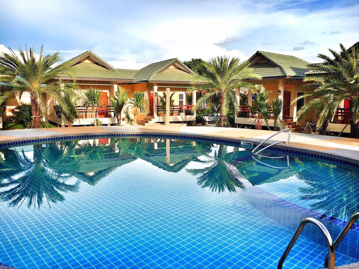Huan Soontaree Ban Phe Exterior foto