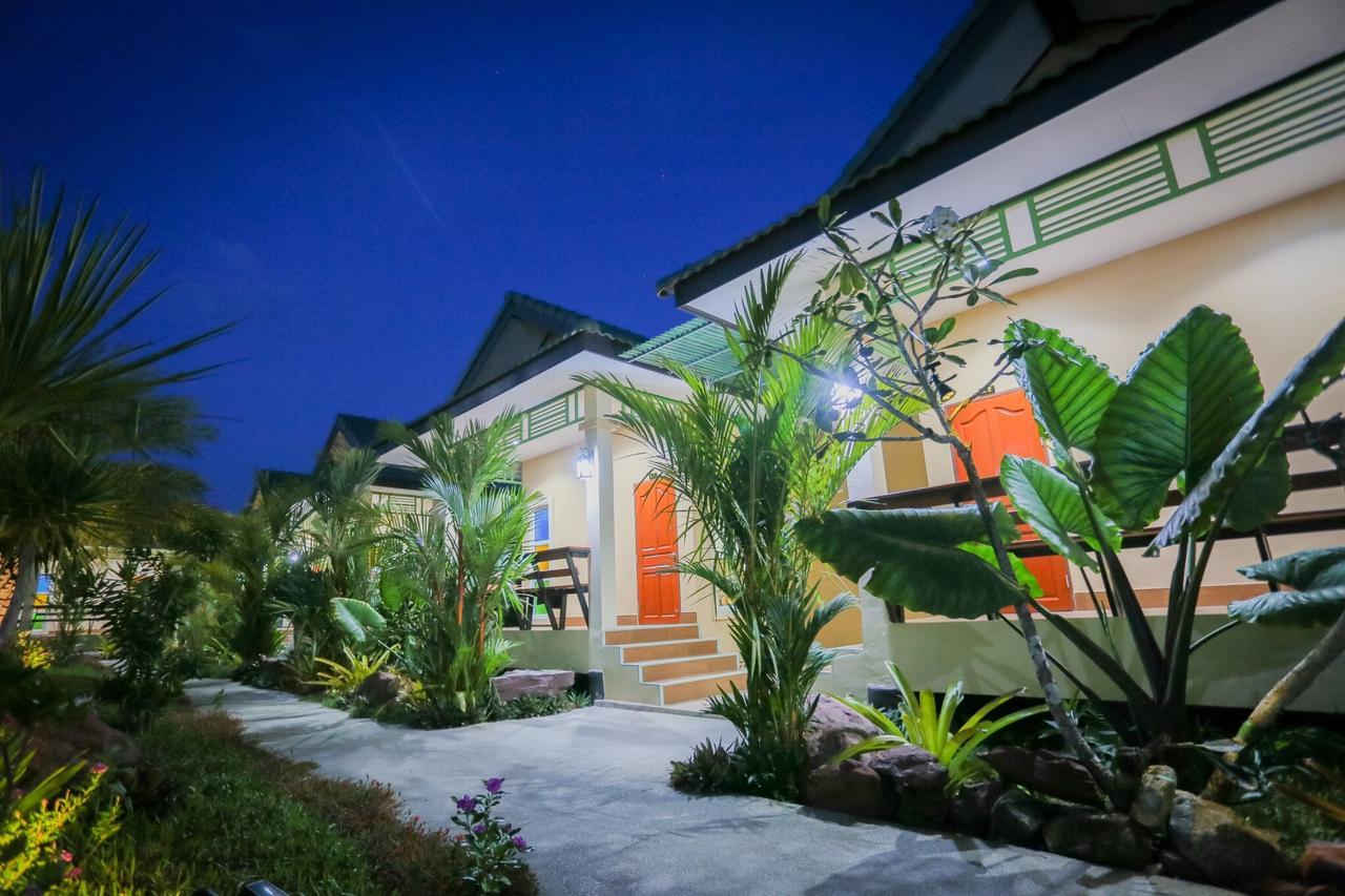 Huan Soontaree Ban Phe Exterior foto